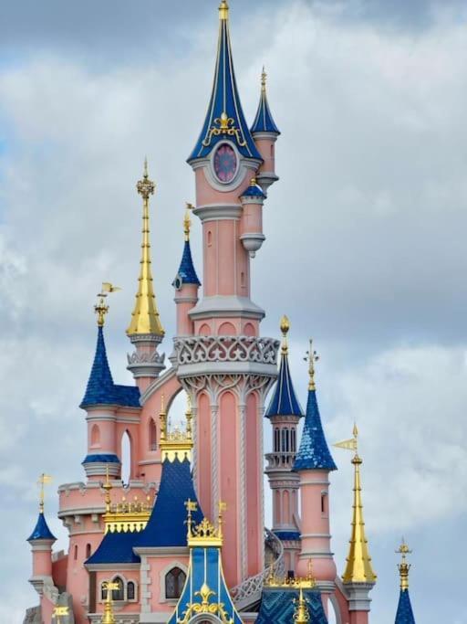 M&A Maison De Campagne/ Disney/Paris/Wifi/Jeux Croissy-Beaubourg Экстерьер фото