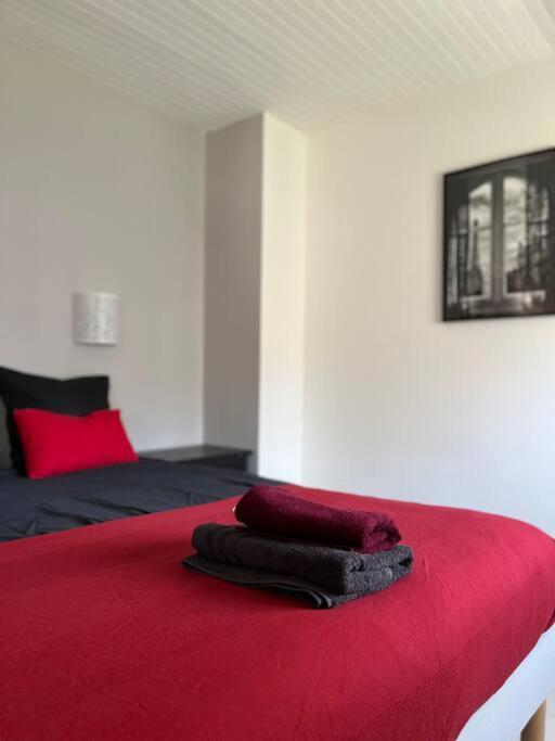 M&A Maison De Campagne/ Disney/Paris/Wifi/Jeux Croissy-Beaubourg Экстерьер фото